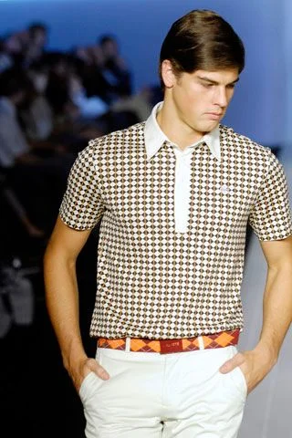 Look 16